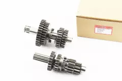 Коробка передач (два вали з шестернями) d-14мм під сепаратор ALPHA, (Gxmotor)