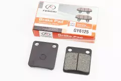 Колодки гальмівні дискові Honda DI050 / Tact 50; DAELIM GZ50; SYM- Orbit 50; KYMCO- MXU 400 комплект 2шт Чорні, (FENGRI), Чорний