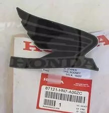 Эмблема/Значок R. FUEL TANK (87121-HN7-A00ZB)